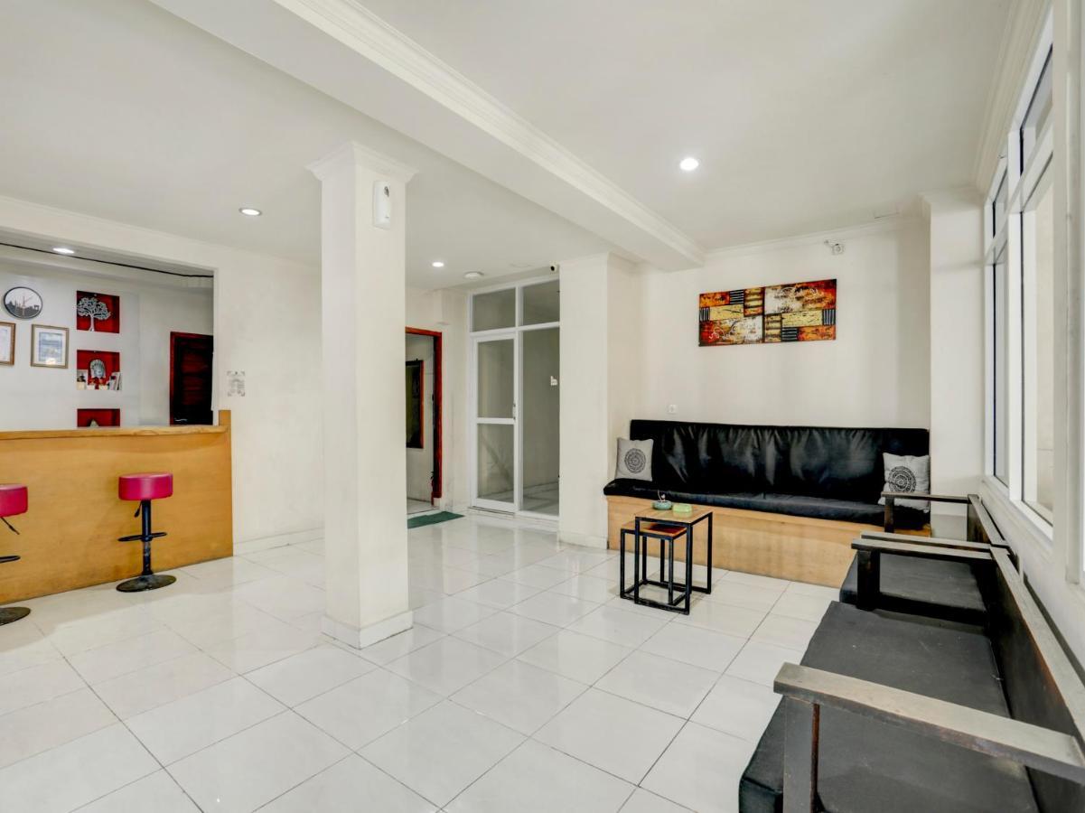 Oyo 3950 The Ratna Hotel Kuta Lombok Εξωτερικό φωτογραφία