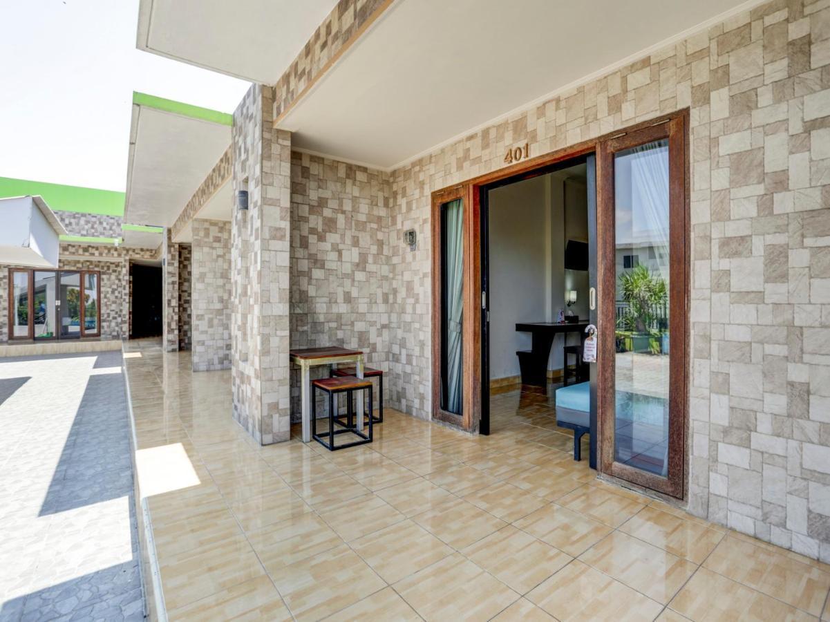 Oyo 3950 The Ratna Hotel Kuta Lombok Εξωτερικό φωτογραφία