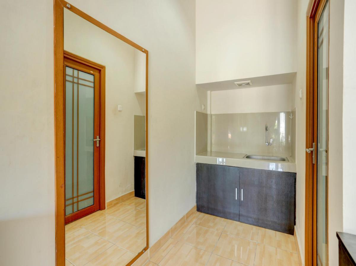 Oyo 3950 The Ratna Hotel Kuta Lombok Εξωτερικό φωτογραφία